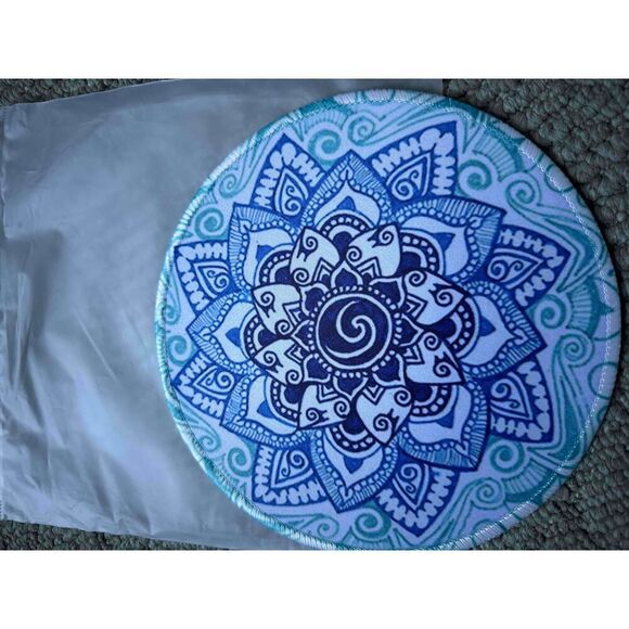 NEW Highland Home Ocean Fantasy Round Mandala Design Blue And White mousepad - Picture 2 of 4